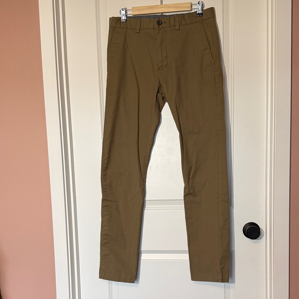 Banana Republic Men's Khaki Chinos